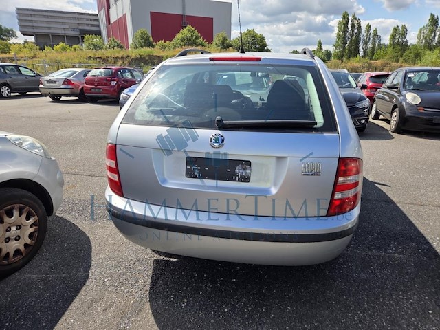 Skoda fabia sw 1.2i 12v ambiente, 2008 - afbeelding 46 van  48