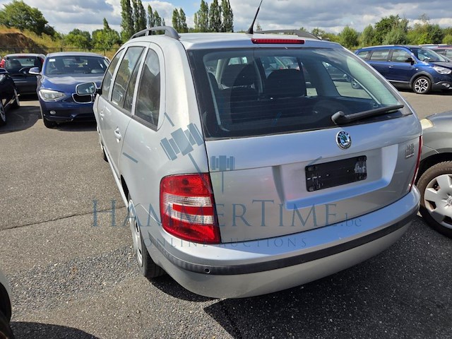 Skoda fabia sw 1.2i 12v ambiente, 2008 - afbeelding 47 van  48