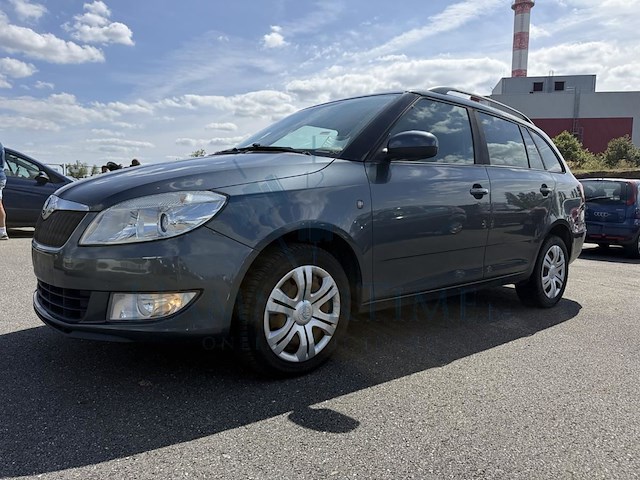 Skoda fabia sw 1.6 cr tdi ambition dpf, 2015 - afbeelding 1 van  32