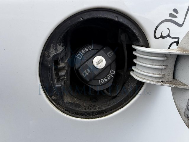 Skoda fabia sw1.6 cr tdi elegance dpf, 2012 - afbeelding 19 van  34