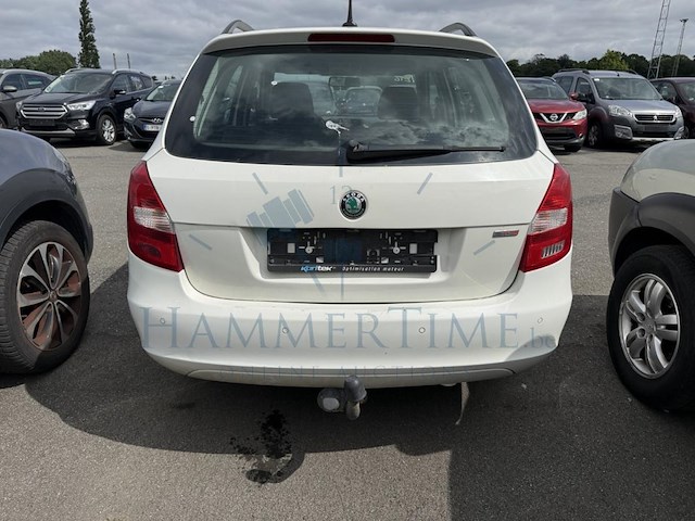 Skoda fabia sw1.6 cr tdi elegance dpf, 2012 - afbeelding 30 van  34