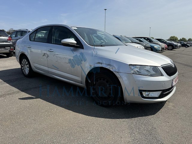 Skoda octavia 1.2 tsi ambition, 2015 - afbeelding 3 van  44