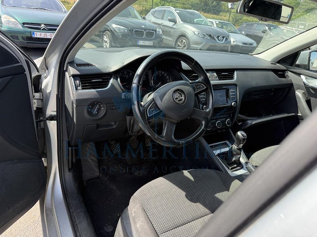Skoda octavia 1.2 tsi ambition, 2015 - afbeelding 9 van  44