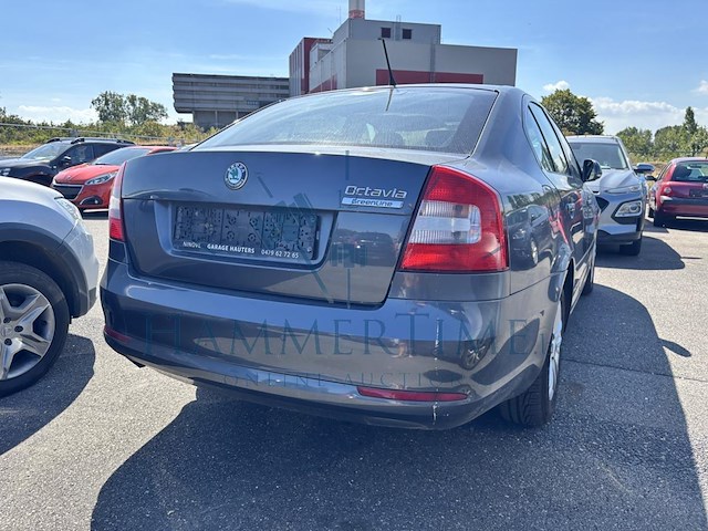 Skoda octavia 1.6 cr tdi greenline ambition dpf, 2011 - afbeelding 28 van  32