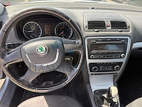 Skoda octavia 1.9 tdi tradition, 2010 - afbeelding 12 van  33