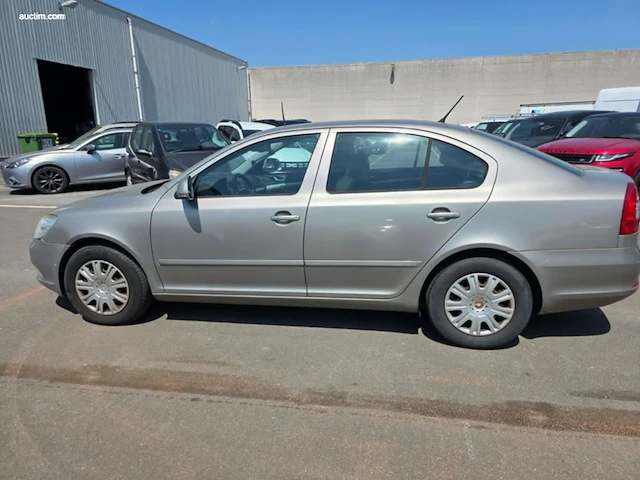 Skoda octavia 2011 - afbeelding 31 van  32