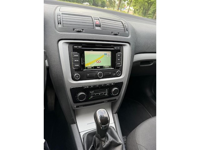 Skoda octavia, 2012 - afbeelding 9 van  24