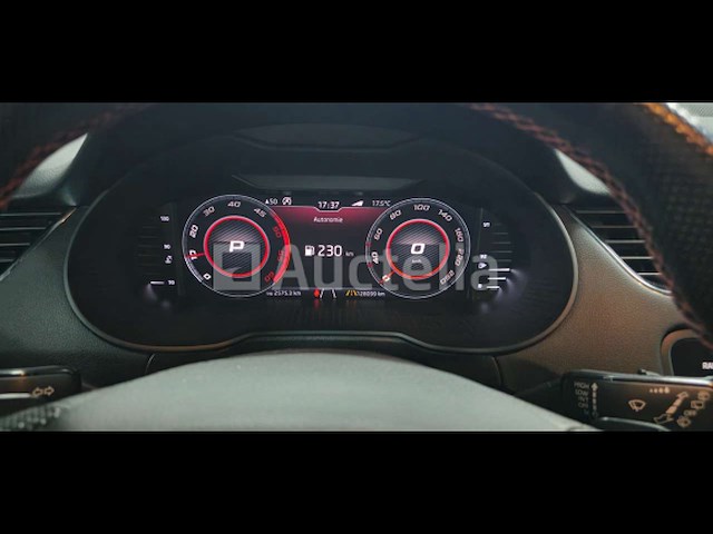 Skoda octavia rs * automatisch * volledige opties * 2.0 tdi - 184 pk - afbeelding 25 van  31