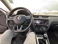 Skoda octavia sw 1 6 cr tdi ambition, 2017 - afbeelding 7 van  34