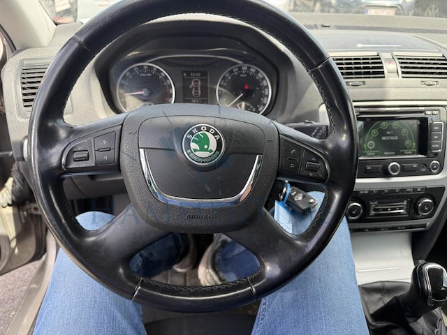 Skoda octavia sw 1 6 cr tdi ambition dpf, 2013 - afbeelding 9 van  32