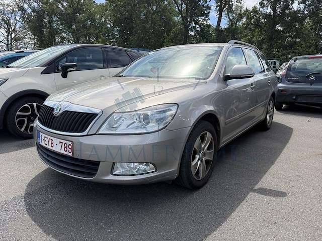 Skoda octavia sw 1 6 cr tdi ambition dpf, 2013 - afbeelding 1 van  32