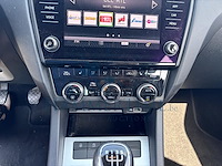 Skoda octavia sw, 2019 - afbeelding 7 van  33