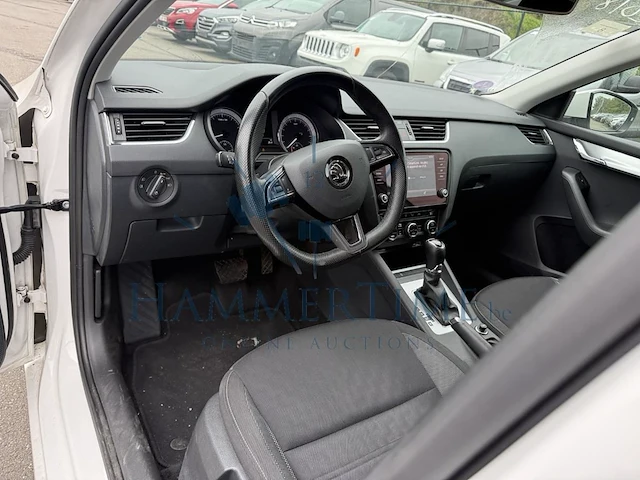 Skoda octavia sw cng 1.5 tgi g-tec ambition dsg 130 at, 2021 - afbeelding 2 van  32
