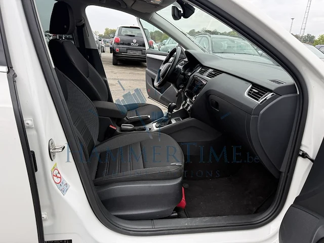 Skoda octavia sw cng 1.5 tgi g-tec ambition dsg 130 at, 2021 - afbeelding 19 van  32