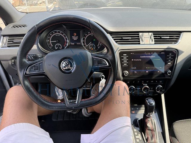 Skoda octavia sw rs 2.0 cr tdi dsg 184 at, 2018 - afbeelding 3 van  27
