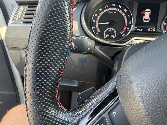 Skoda octavia sw rs 2.0 cr tdi dsg 184 at, 2018 - afbeelding 9 van  27