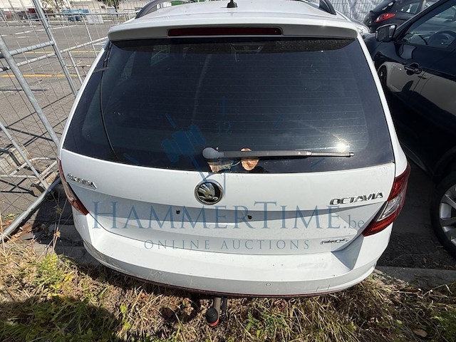 Skoda octavia sw rs 2.0 cr tdi dsg 184 at, 2018 - afbeelding 23 van  27