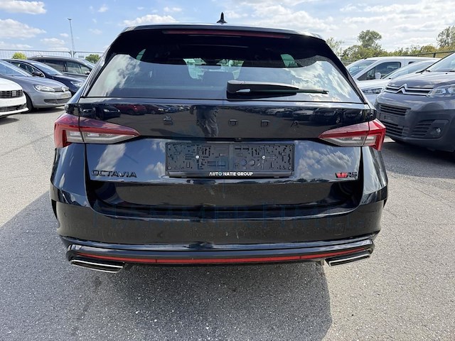 Skoda octavia sw rs 2.0 tfsi rs dsg 245 at, 2020 - afbeelding 31 van  33