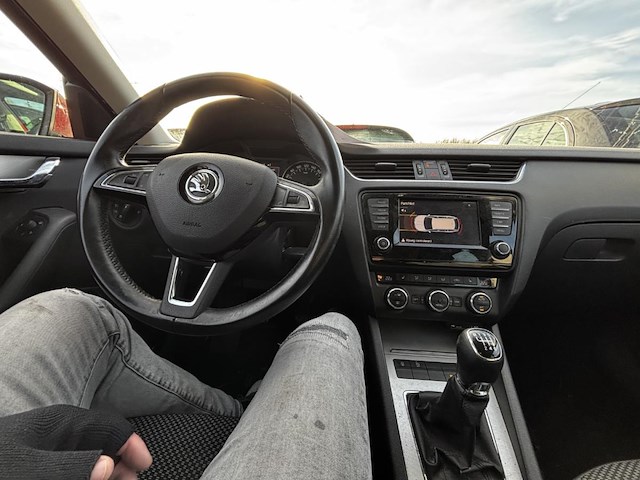 Skoda octavia sw.1 active, 2016 - afbeelding 2 van  29