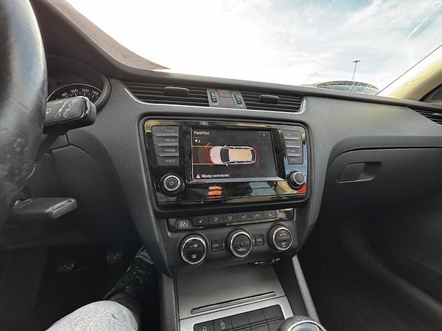 Skoda octavia sw.1 active, 2016 - afbeelding 3 van  29