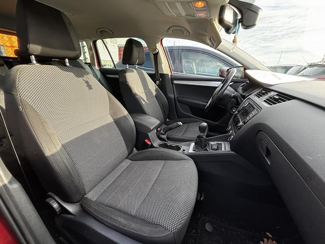 Skoda octavia sw.1 active, 2016 - afbeelding 13 van  29