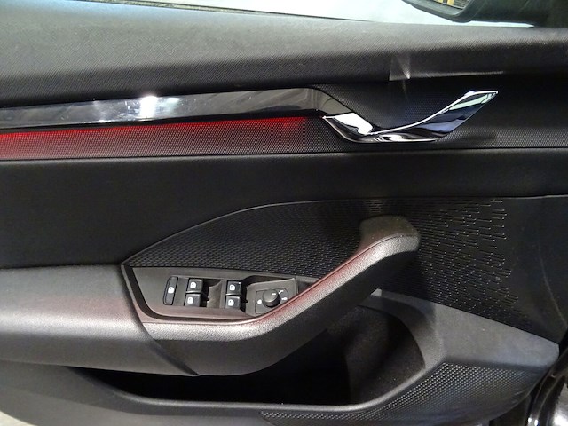 Skoda octavia - afbeelding 2 van  17