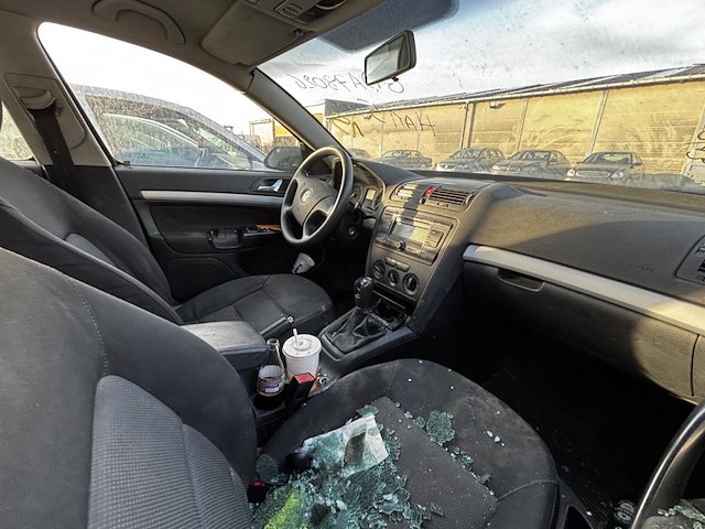 Skoda octavia - afbeelding 7 van  10