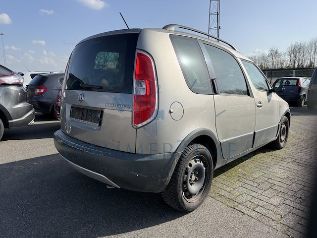 Skoda roomster 1.6 cr tdi ambition dpf, 2014 - afbeelding 29 van  34
