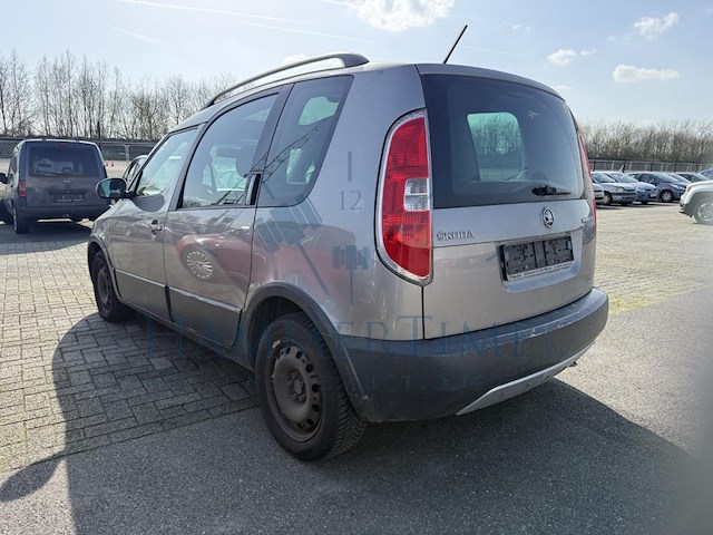 Skoda roomster 1.6 cr tdi ambition dpf, 2014 - afbeelding 31 van  34