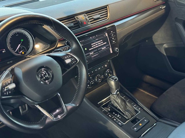 Skoda superb 2.0 tsi sportline 272 - 4x4 - afbeelding 28 van  45