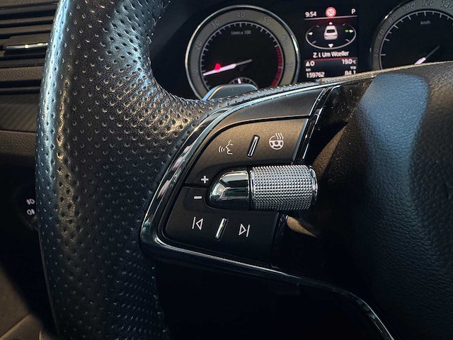 Skoda superb 2.0 tsi sportline 272 - 4x4 - afbeelding 38 van  45