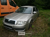 Skoda superb, enkel voor vergunninghouders en erkende centra voor verschrotting - afbeelding 3 van  8