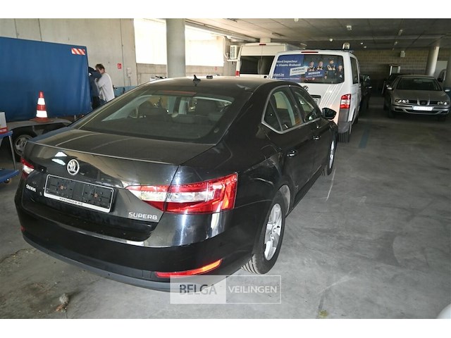 Skoda superb - afbeelding 8 van  22