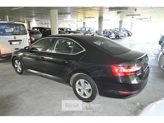 Skoda superb - afbeelding 10 van  22