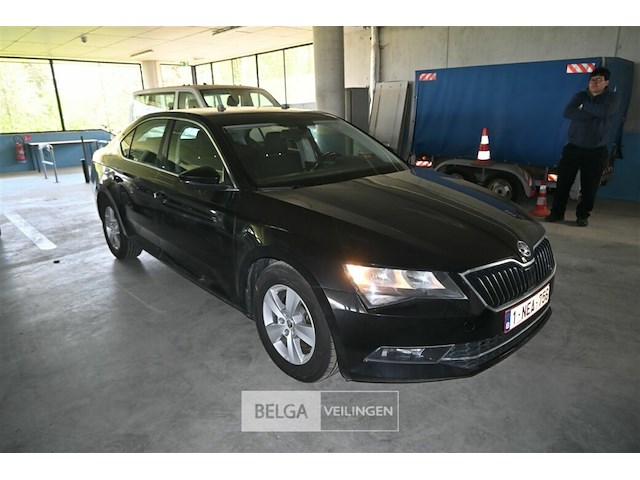 Skoda superb - afbeelding 1 van  22