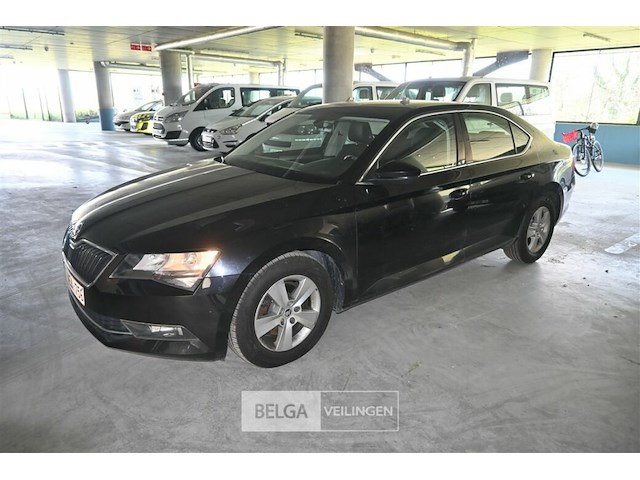 Skoda superb - afbeelding 13 van  22