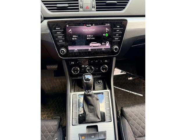 Skoda superb - afbeelding 2 van  24
