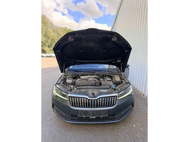 Skoda superb - afbeelding 16 van  24