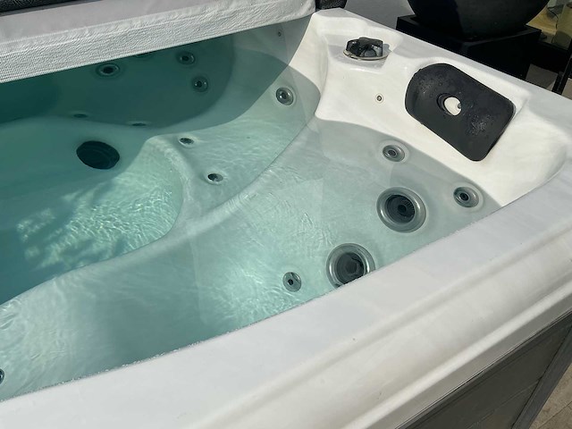 Skt329ea whirlpool massagebad - jacquzzi - afbeelding 8 van  11