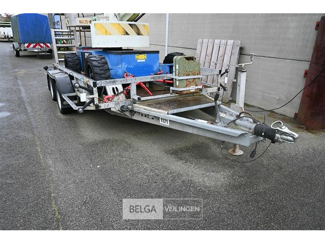 Sky high hoogwerker + aanhangwagen - afbeelding 14 van  22