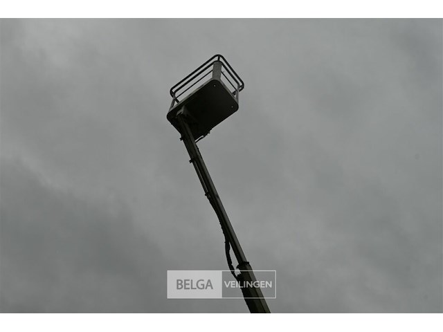 Sky high hoogwerker + aanhangwagen - afbeelding 20 van  22