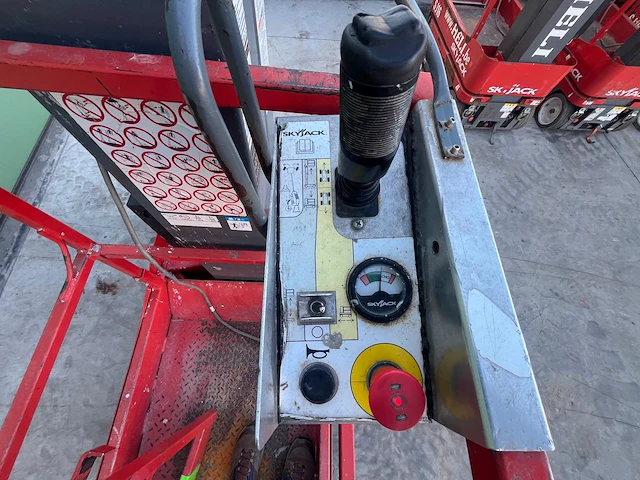 Skyjack sj16 elektrische personenhoogwerker - 2018 - 322 draaiuren - afbeelding 16 van  20