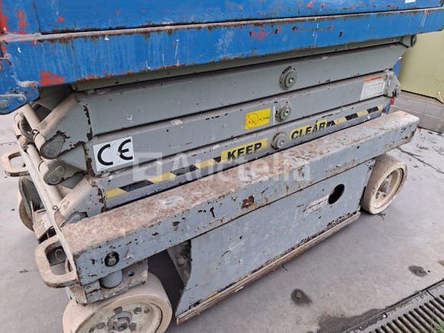 Skyjack sjii schaarlift - afbeelding 6 van  12