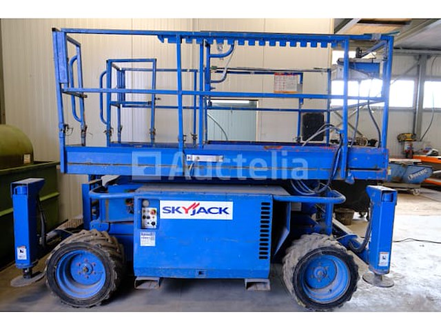Skyjack thermische schaarlift - afbeelding 6 van  12
