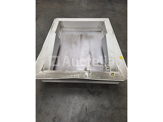 Skylux skymax ce rookvent met pvc-randsteen – 1000 × 1300 mm - afbeelding 3 van  3
