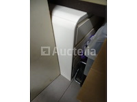 Slaapkamer (kledingkast, bed, 2 boxsprings, 1 matras, 1 ladekast) - afbeelding 7 van  9