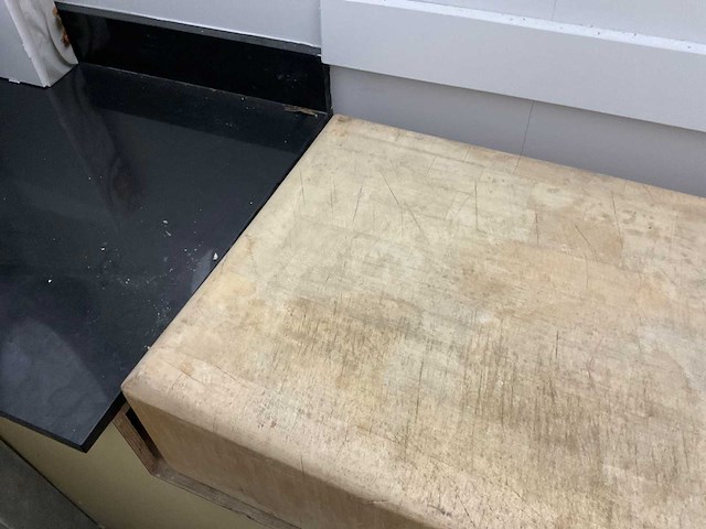 Slagersblok massief hout - afbeelding 3 van  4