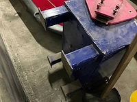 Slagmechanisme kermisattractie - afbeelding 3 van  4