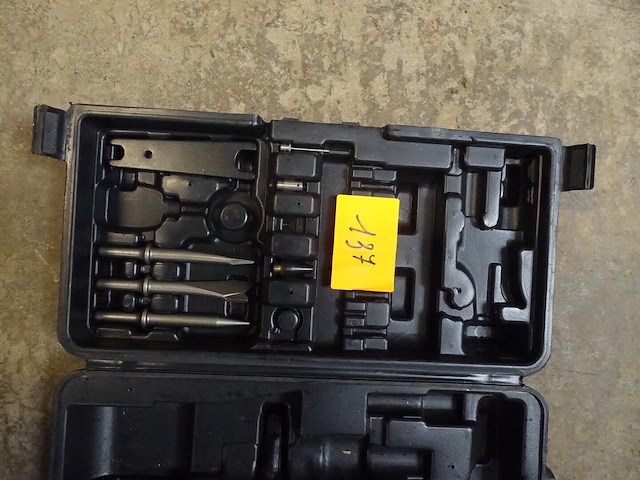 Slagmoersleutel en pneumatische beitel - afbeelding 2 van  8