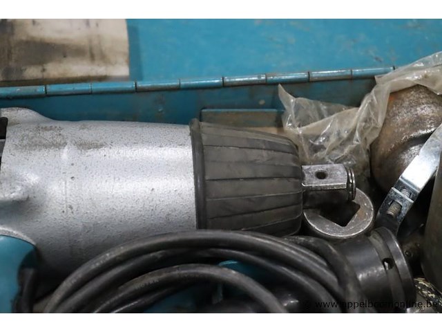 Slagmoersleutel makita 6906, 620w, werking niet gekend - afbeelding 2 van  4